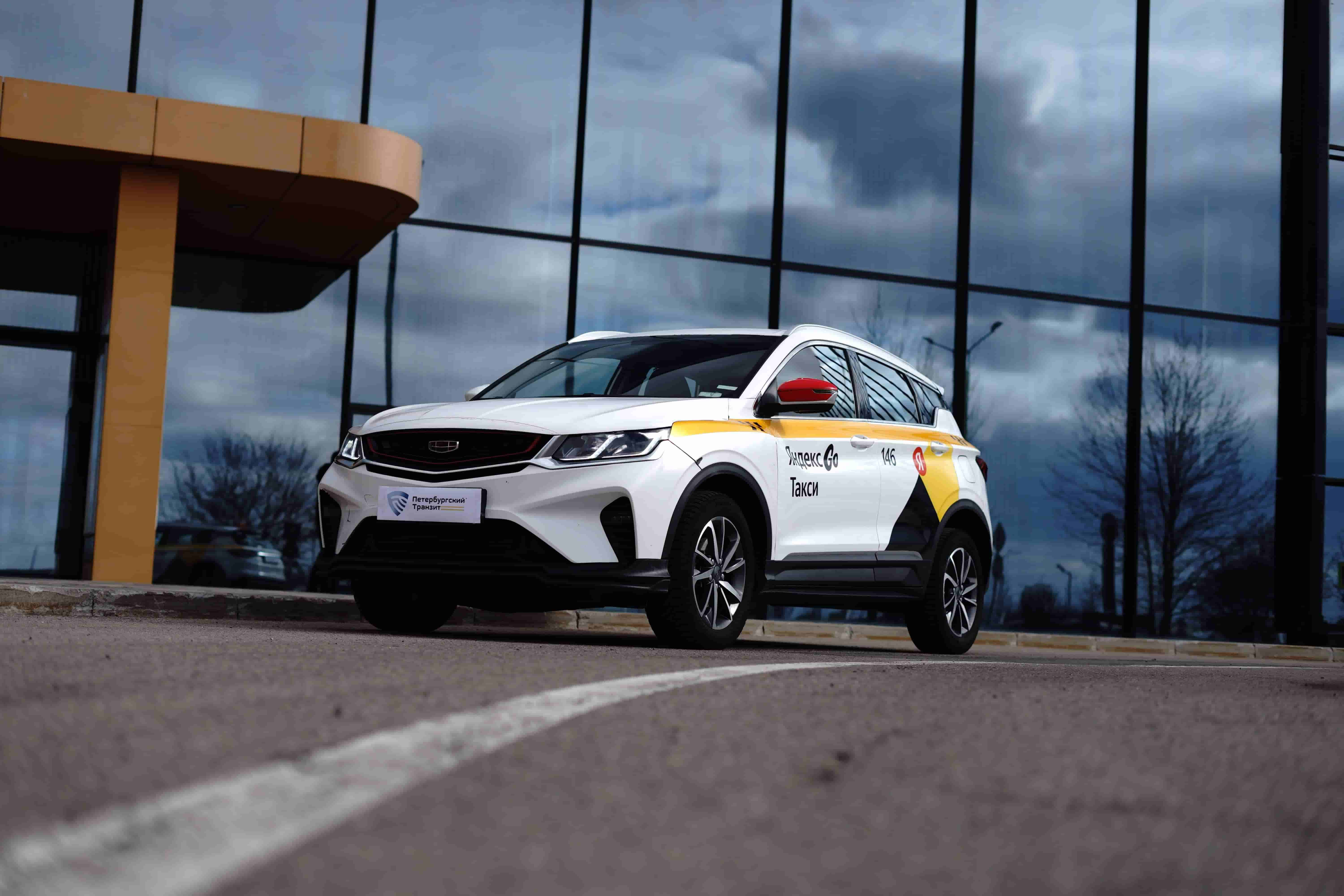 Автомобиль Петербургский Транзит